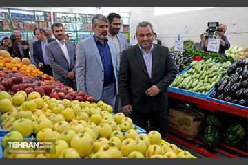 افتتاح بازار میوه و تره‌بار در منطقه 22 22