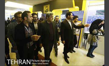 بازدید شهردار از سومین نمایشگاه تهران هوشمند 16