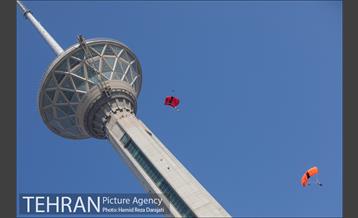 برج میلاد، میزبان هفتمین پرش بیس جامپ 20