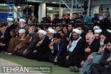 تشییع شهدای آتش نشان در شبستان مصلی 22