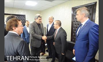 دیدار محمت دومان دبیرکل سازمان شهرهای متحد با پیروز حناچی شهردار تهران 5