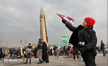 راهپیمایی ۲۲ بهمن در تهران - 3 7