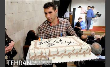 بزرگداشت هوشنگ مرادی کرمانی در تولد ماه 45