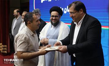 نشست معاون امور مناطق با کارکنان منطقه 4 شهرداری تهران 3