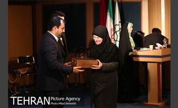 جشن شب یلدای مرکز ارتباطات و اموربین الملل 22