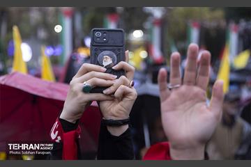 تجمع مردم تهران در محکومیت به شهادت رساندن سیدحسن نصرالله 18