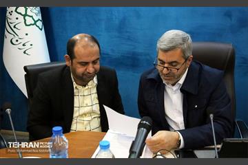 بازدید مدیر اداره کل سرمایه انسانی از سازمان زیباسازی 17
