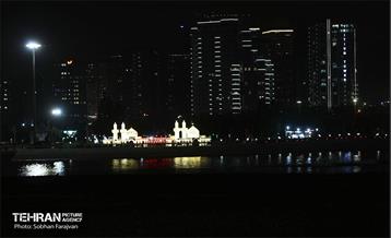 المان نوری بین الحرمین در دریاچه شهدای خلیج فارس  1