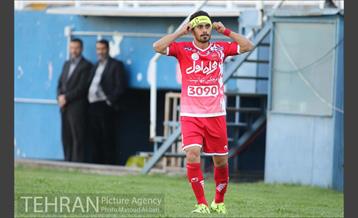 دیدار گسترش فولاد و پرسپولیس در لیگ برتر فوتبال 22