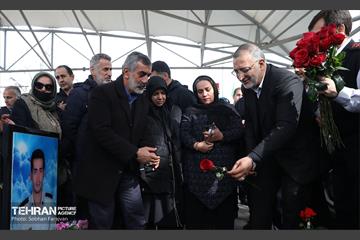 هفتمین سالگرد شهدای آتش‌نشان حادثه پلاسکو 21