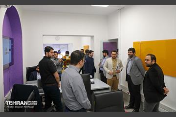بازدید مدیرکل حوزه ریاست شهرداری تهران از مجتمع «کندو» 8