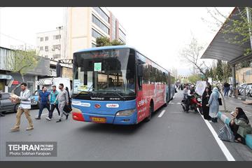 خدمت‌رسانی شهرداری تهران به نمازگزاران عید فطر در مصلی تهران 16