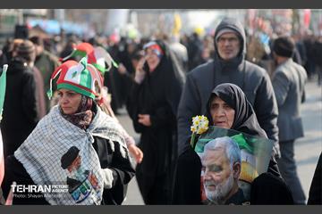 راهپیمایی ۲۲ بهمن در تهران - 3 70