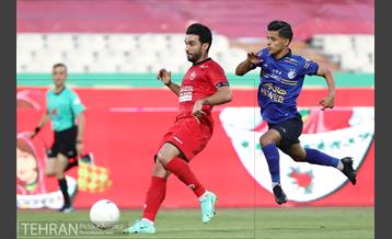 دیدار تیم های فوتبال پرسپولیس و استقلال تهران 14