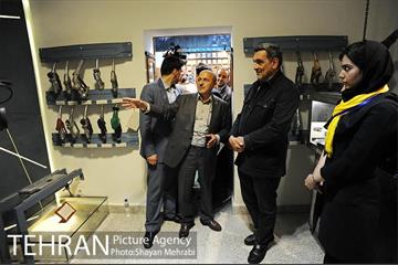 افتتاح اولین موزه پمپ بنزین در تهران با حضور شهردار تهران  27