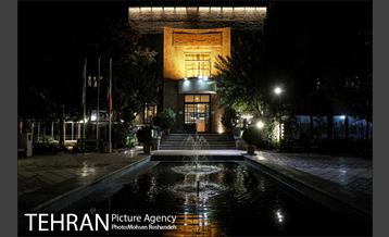 بازدید مدیران شهری به همراه اعضای شورای شهر از نمایشگاه تهران از منظر هنرمندان 21