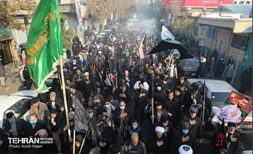 تشییع پیکر شهید گمنام در منطقه ۱۰