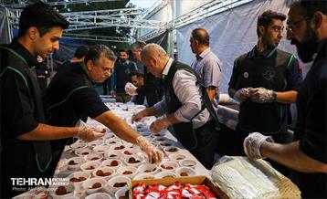 خیمه عاشورایی میدان هفتم‌ تیر 22