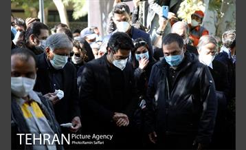 مراسم خاکسپاری پیکر محمدرضا شجریان در توس 9