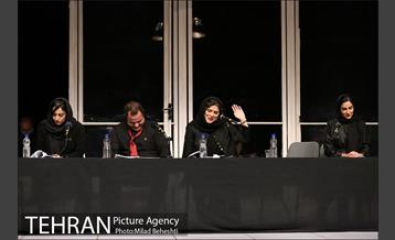 نمایشنامه خوانی مو‎ 18