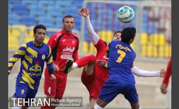 دیدار دوستانه تیم های فوتبال پرسپولیس و پارس جنوبی جم