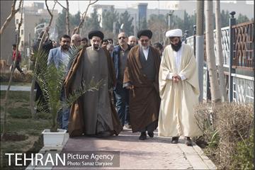 مراسم کاشت نهال به نام و یاد مشاهیر شهرری‎ 19