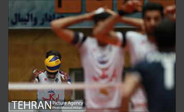 دیدار پیکان تهران و پارسه تهران در لیگ برتر والیبال 9