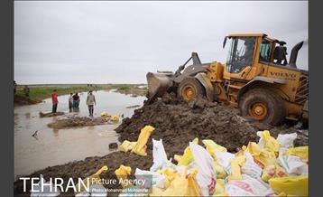 جلوگیری از ورود اب گرگان رود به شهر اق قلا 7