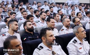 نشست مدیرعامل سازمان آتش‌نشانی تهران با کارکنان 23