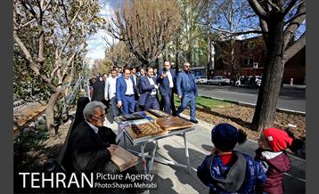 بازدید معاونین شهرداری تهران از نوروزگاه بلوار کشاورز 12