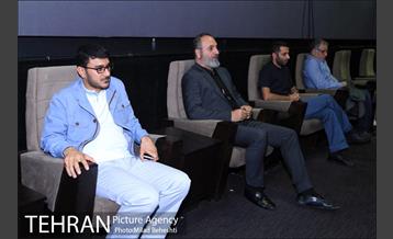 اکران خصوصی فیلم ایستاده در غبار‎ 6