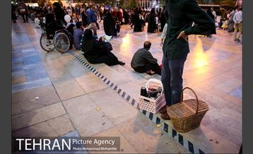 افطاری ساده در حاشیه نمایشگاه قرآن 11