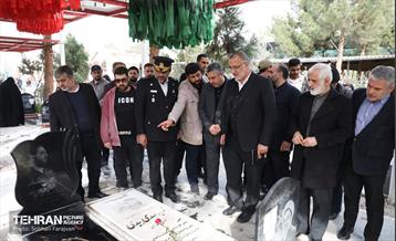 هفتمین سالگرد شهدای آتش‌نشان حادثه پلاسکو 14