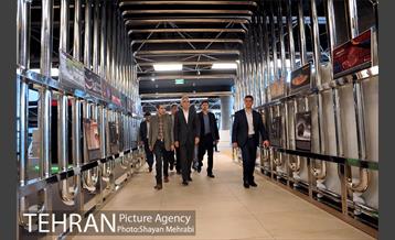 بازدید مهندس افشانی شهردار تهران از مجموعه باغ کتاب 18