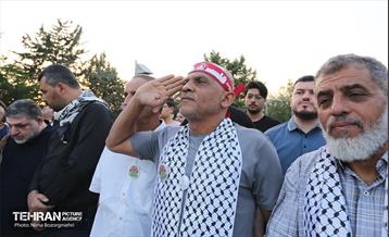 اهتزاز بزرگترین پرچم فلسطین جهان در تهران 15