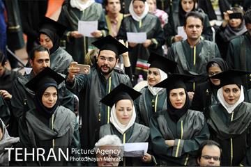 جشن دانش‌‍آموختگان دانشگاه تربیت مدرس با حضور شهردار تهران 30