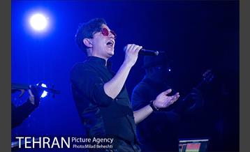 کنسرت محسن ابراهیم زاده 15