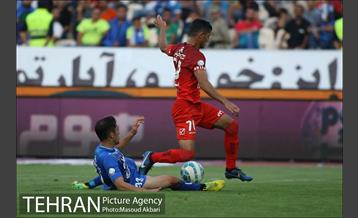 دیدار پرسپولیس و استقلال در لیگ برتر فوتبال 24