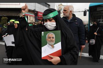 تشییع پیکر ۱۰۰ شهید مردمی و مدافع امنیت در تهران 27