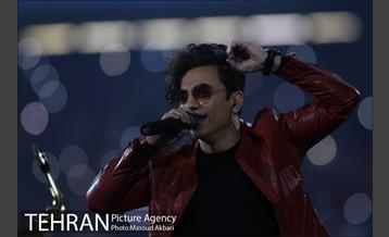 دیدار تیم‌های فوتبال پرسپولیس و کاشیما 19