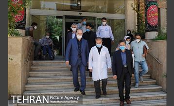 بازدید شهردار منطقه شش از بیمارستان فیروزگر و شرکت شهر سالم 19