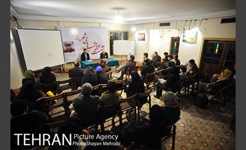 نشست ادبی شب های شعر با حضور محمد علی بهمنی در نگارستان شهر 2