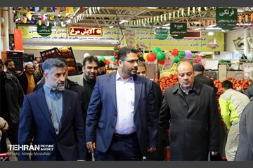 بازدید مدیرعامل سازمان تره‌وبار از میادین میوه 22