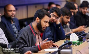 نشست صمیمانه شهردار تهران با فعالان دانشجویی 19