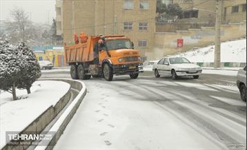 عملیات برف‌روبی در منطقه 2 12