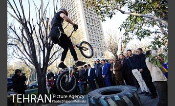 بازدید شهردار تهران از نوروزگاه بلوار کشاورز 31