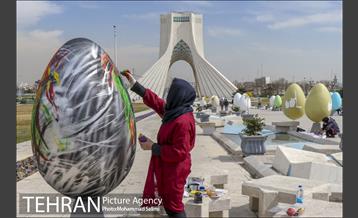 جشن نهال هاى کوچک شهر و تخم مرغ هاى رنگى در منطقه ٩