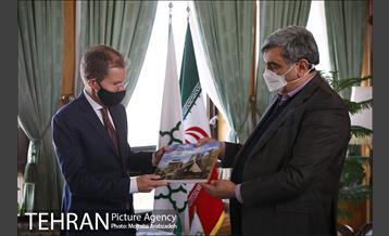 دیدار شهردار تهران با سفیر نروژ 18