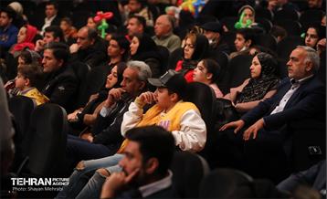 آیین تجلیل از همکاران نمونه شرکت خودرو سرویس شهر 46