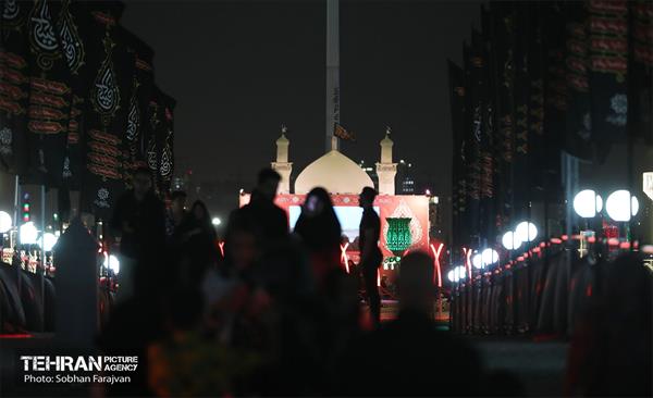 المان نوری بین الحرمین در دریاچه شهدای خلیج فارس  23